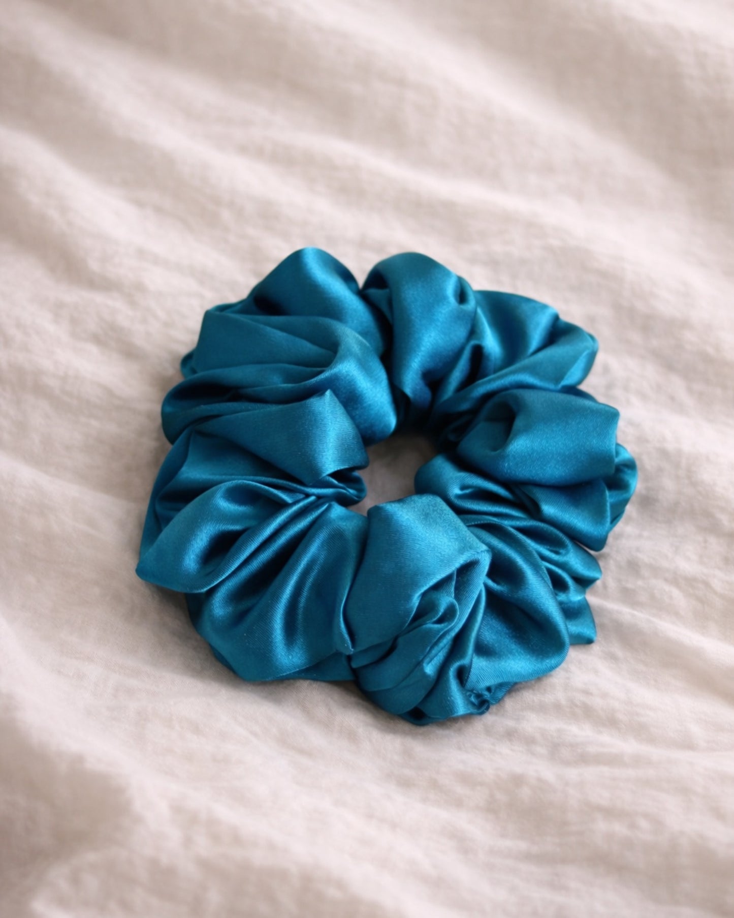 Sapphire Mulberry Silk Gift Box