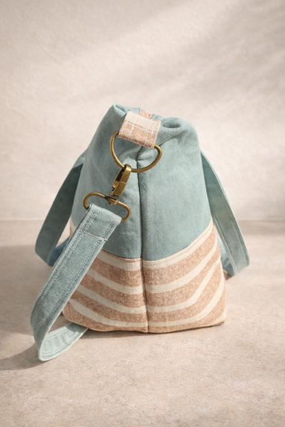 Coastal Horizon Carry Bag - Limited Release